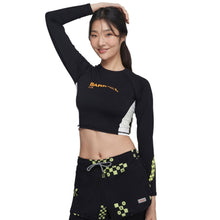 Load image into Gallery viewer, Barrel Womens Move Crop Rashguard-BLACK - Rashguards | BARREL HK