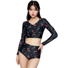 Load image into Gallery viewer, Barrel Womens Bonny Crop Rashguard-NIGHT FLOWER - Rashguards | BARREL HK